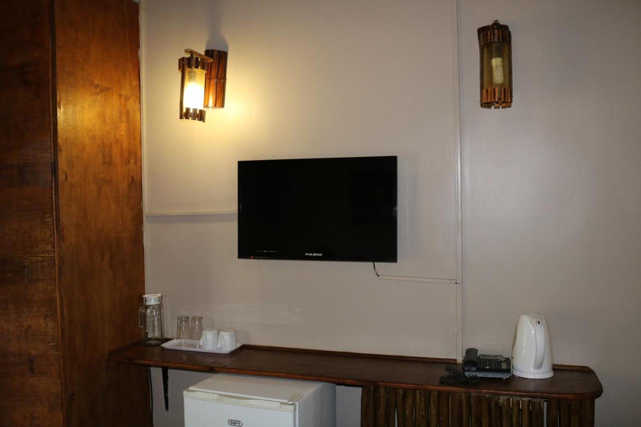 African Home Hotel Gaborone Zewnętrze zdjęcie
